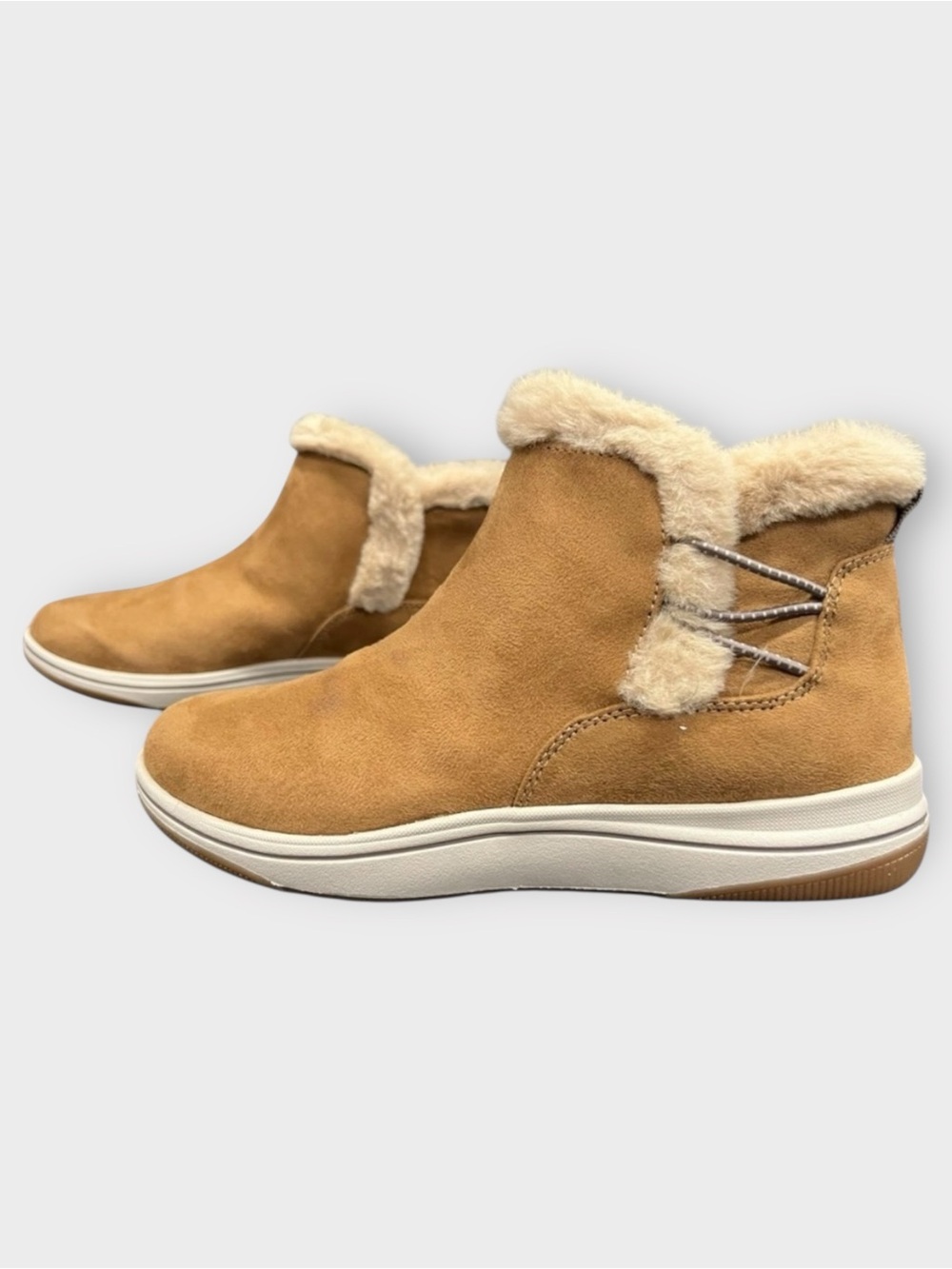 NIB | Clarks Cloudsteppers Tan Winter Boots with Faux Fur | Breeze Fur | Size 7